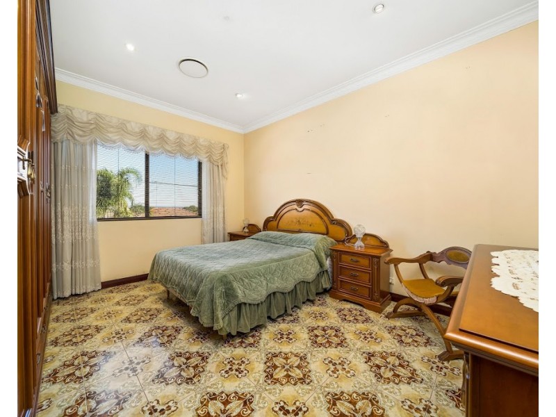 143 Bellevue Avenue, Georges Hall NSW 2198