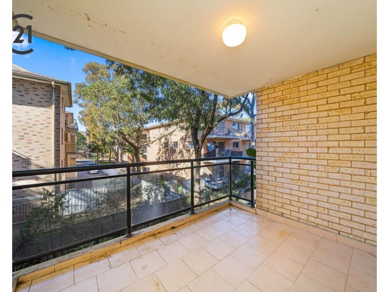 8/51-53 Cairds Avenue, Bankstown NSW 2200