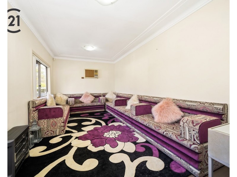 13 Ashcroft Street, Georges Hall NSW 2198