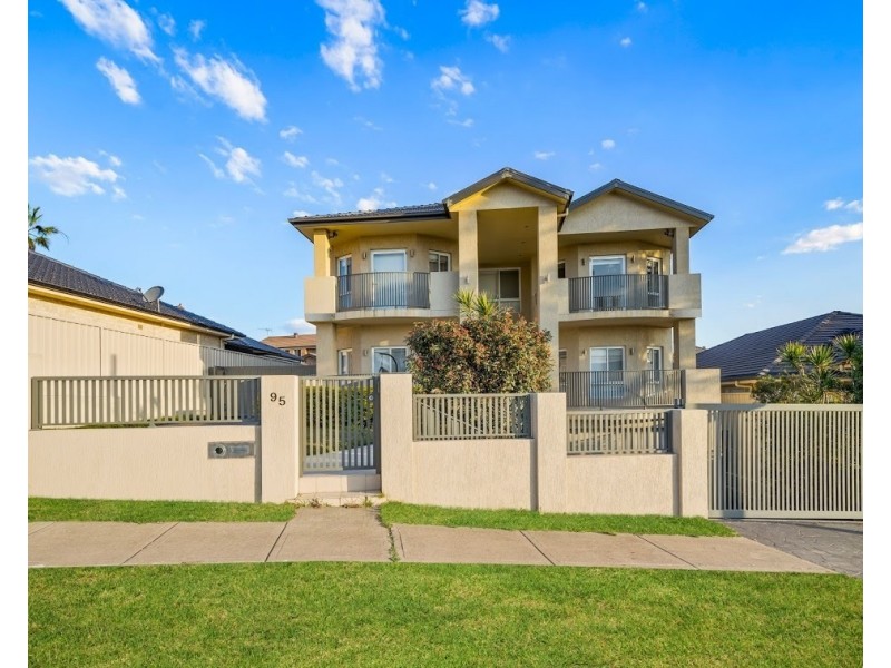 95 Rex Road, Georges Hall NSW 2198