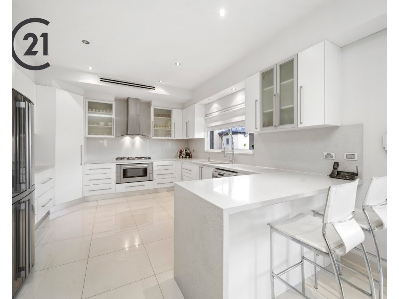 95 Rex Road, Georges Hall NSW 2198