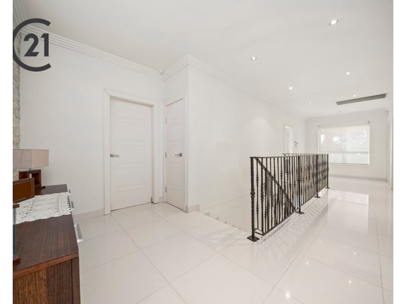 95 Rex Road, Georges Hall NSW 2198