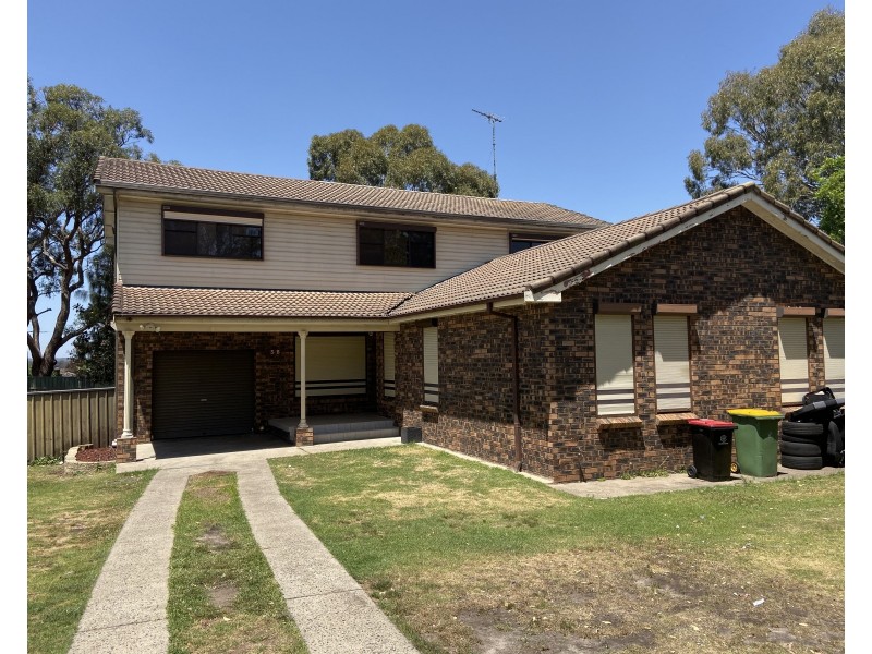 5B Haig Avenue, Georges Hall NSW 2198