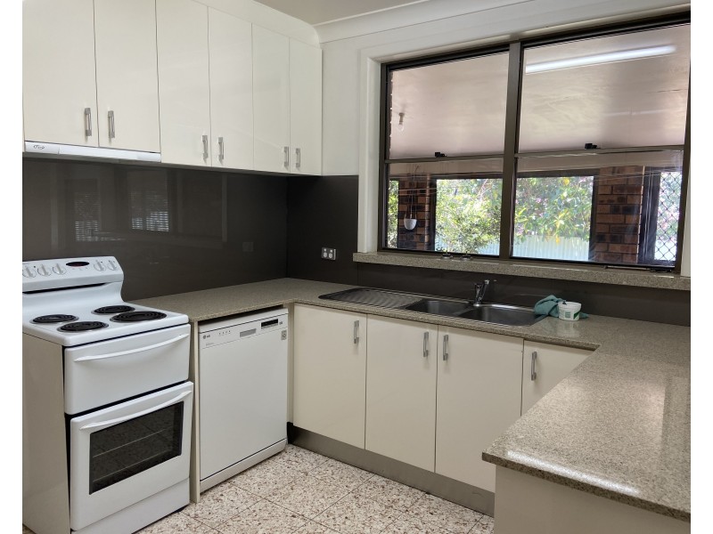 5B Haig Avenue, Georges Hall NSW 2198