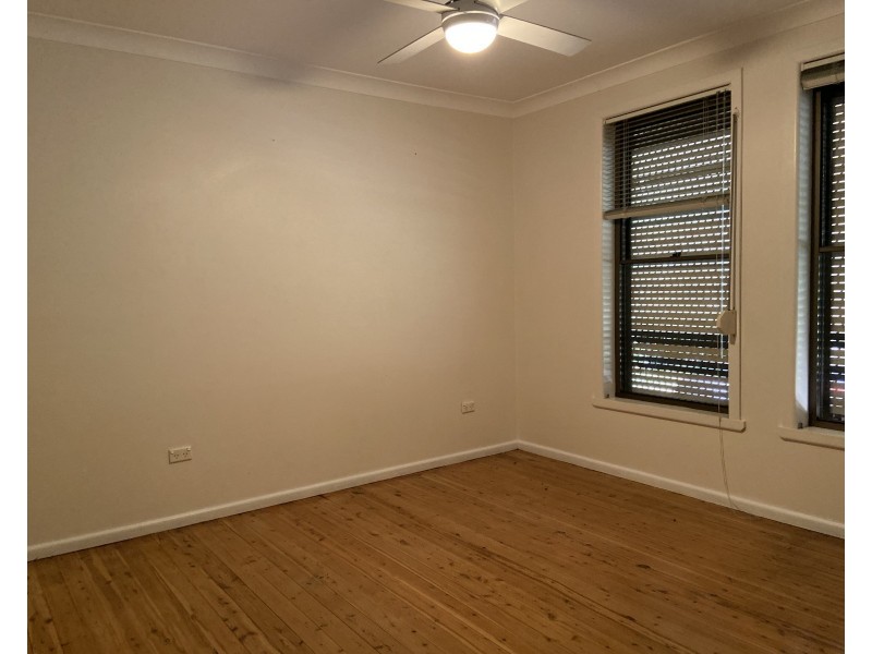 5B Haig Avenue, Georges Hall NSW 2198