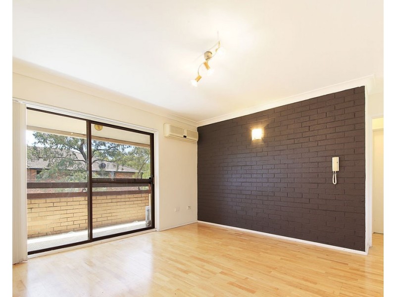 16/24 Sir Joseph Banks Street, Bankstown NSW 2200