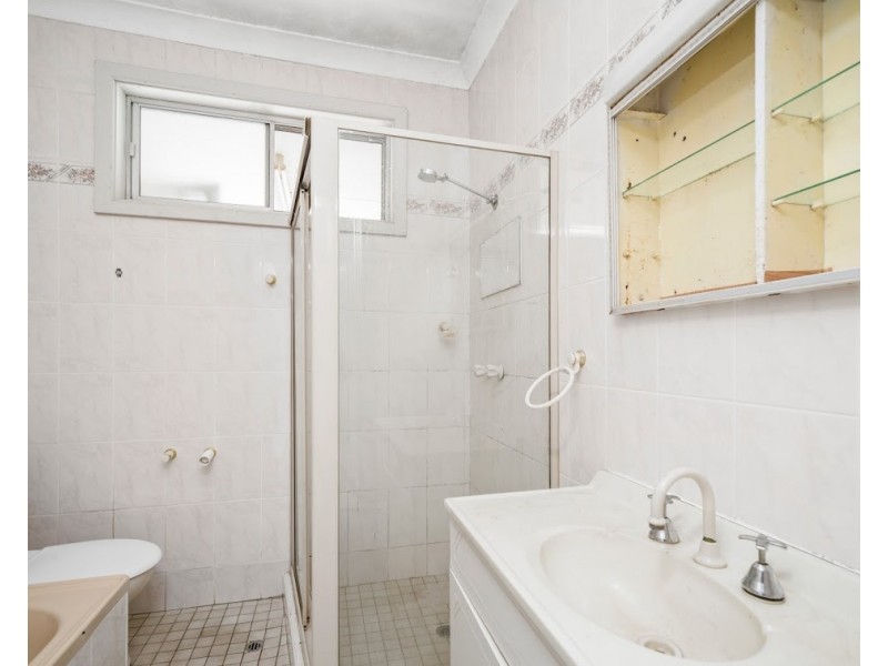 12 Rabaul Road, Georges Hall NSW 2198