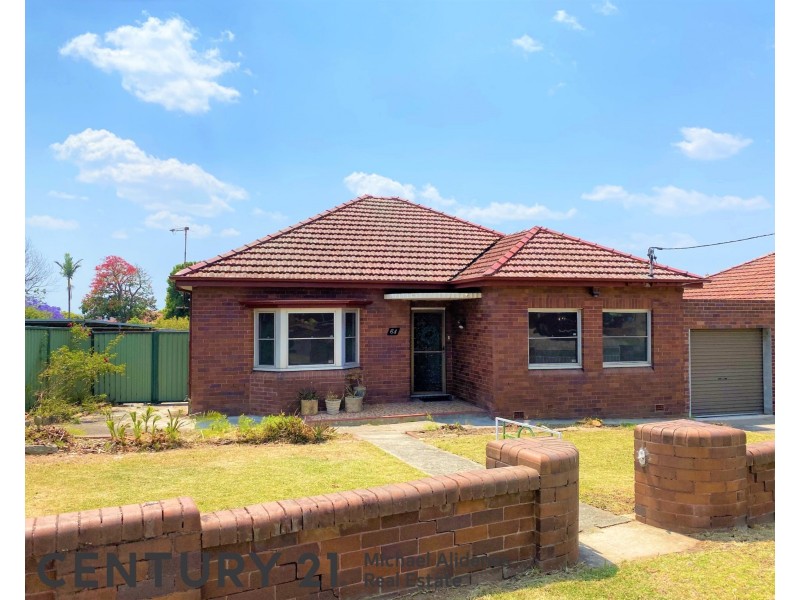 64 Pallamana Parade, Beverly Hills NSW 2209