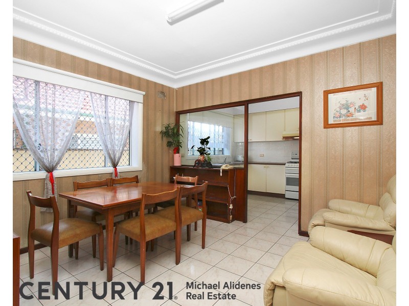 2a Kooreela Street, Kingsgrove NSW 2208