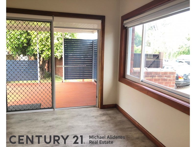 17 Kingsgrove Avenue, Kingsgrove NSW 2208