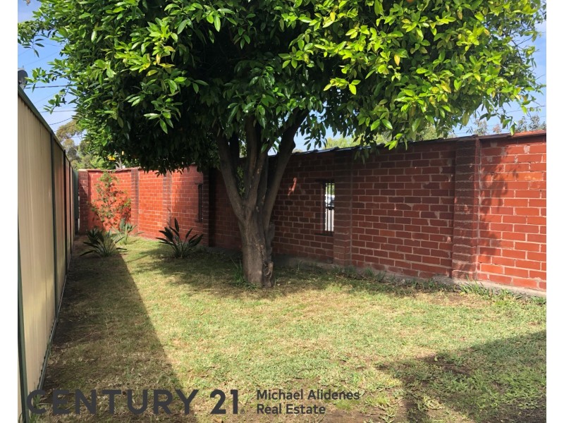 17 Kingsgrove Avenue, Kingsgrove NSW 2208