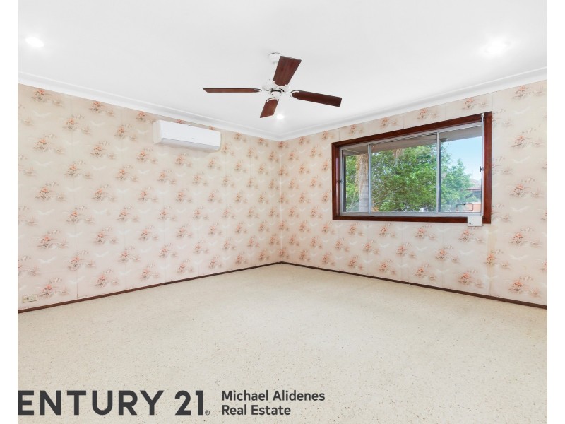 4 Lofts Avenue, Roselands NSW 2196