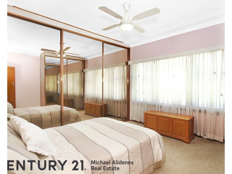 34 Panorama Road, Kingsgrove NSW 2208