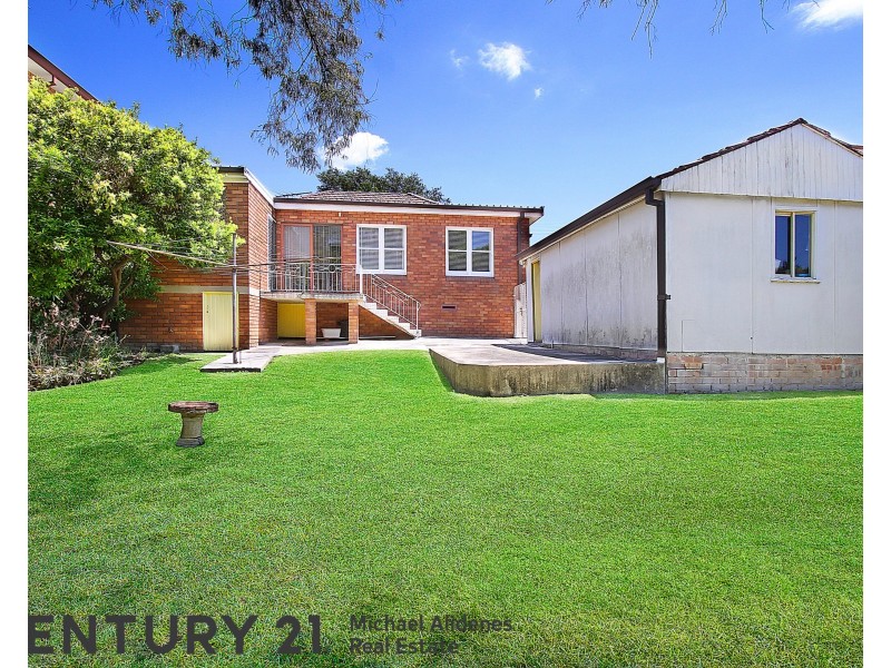 34 Panorama Road, Kingsgrove NSW 2208