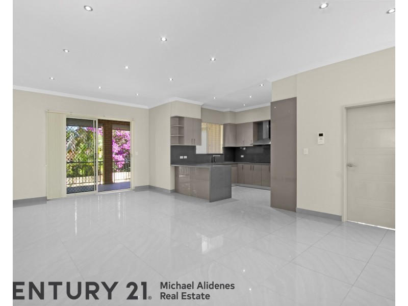 11 Roseview Avenue, Roselands NSW 2196