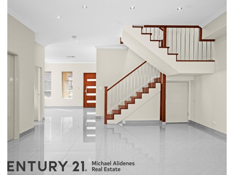 11 Roseview Avenue, Roselands NSW 2196