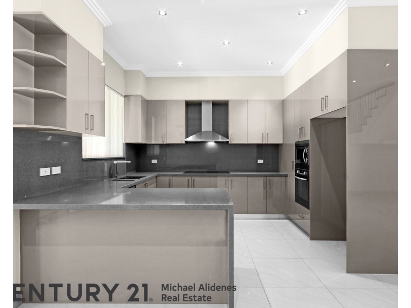 11 Roseview Avenue, Roselands NSW 2196