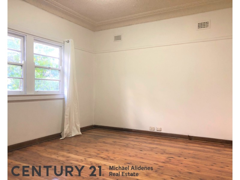 96 Ludgate Street, Roselands NSW 2196