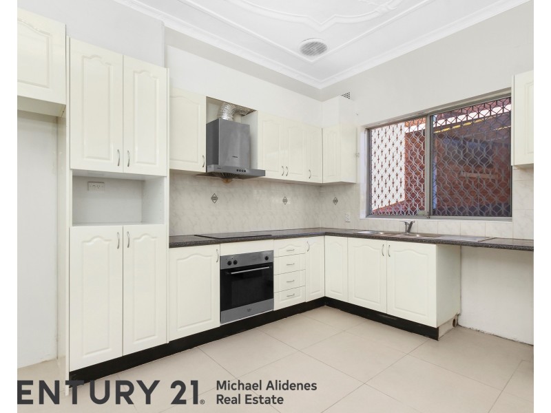 21 Edmund Street, Beverly Hills NSW 2209