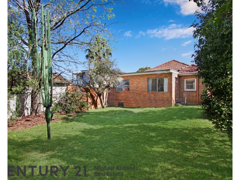 32 Bykool Avenue, Kingsgrove NSW 2208