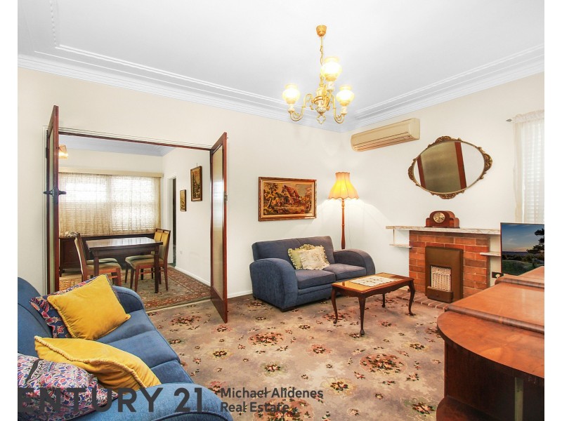 55 Rosemeath Avenue, Kingsgrove NSW 2208