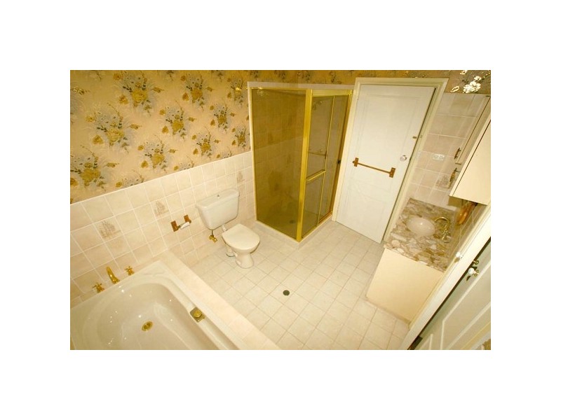 84 Kareena Road, Miranda NSW 2228