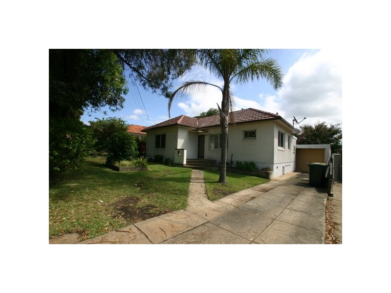 31 Kareena Road, Miranda NSW 2228