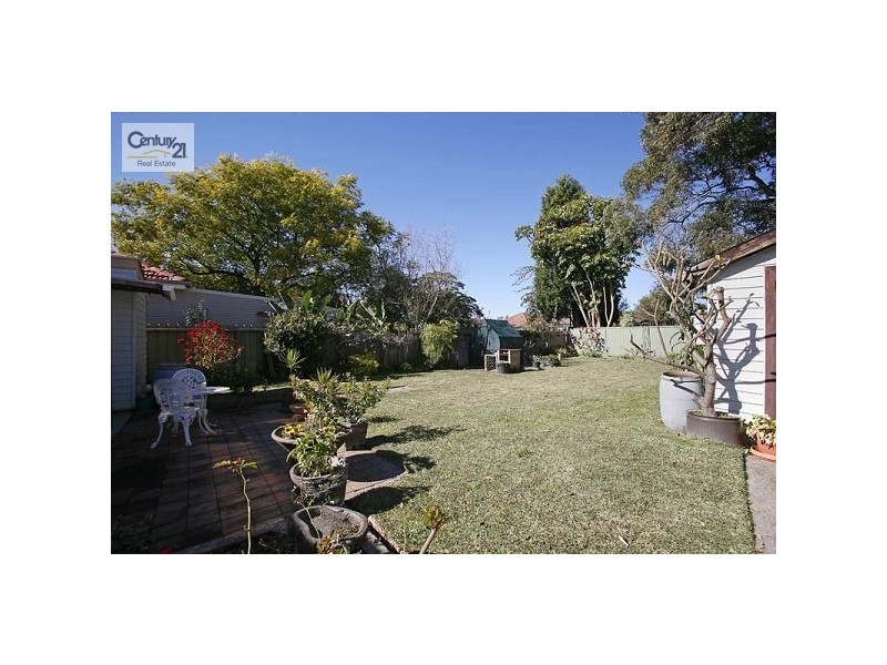 12 Burleigh Avenue, Caringbah NSW 2229