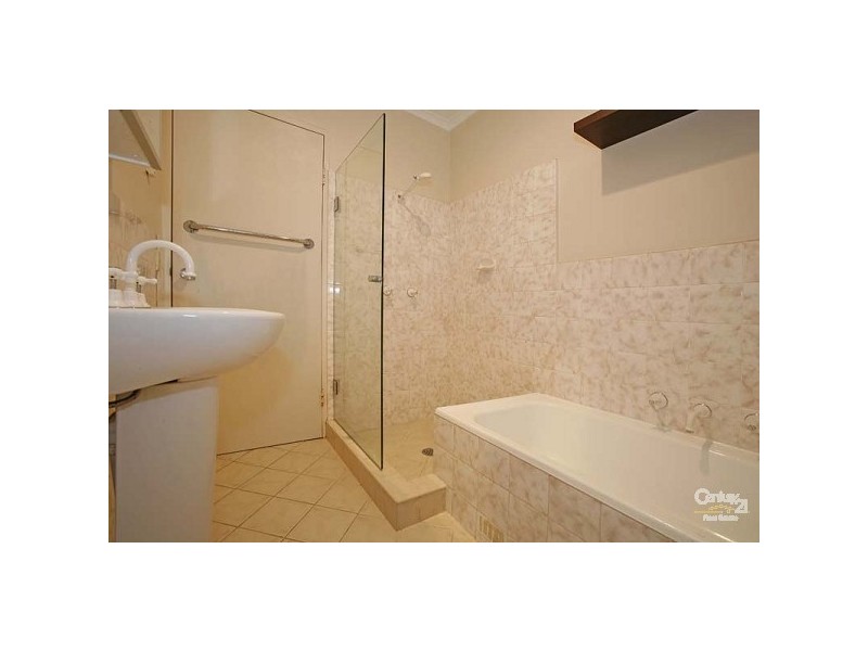 1/142 Chuter Avenue, Sans Souci NSW 2219