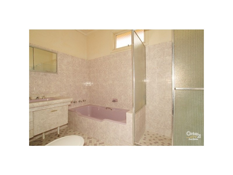 2 Irrubel Road, Caringbah NSW 2229