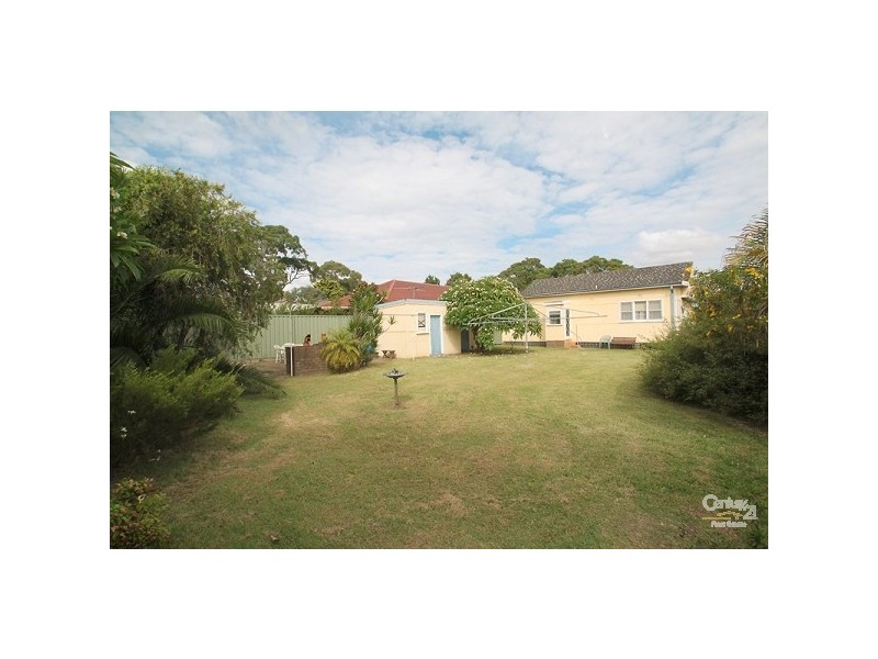 2 Irrubel Road, Caringbah NSW 2229