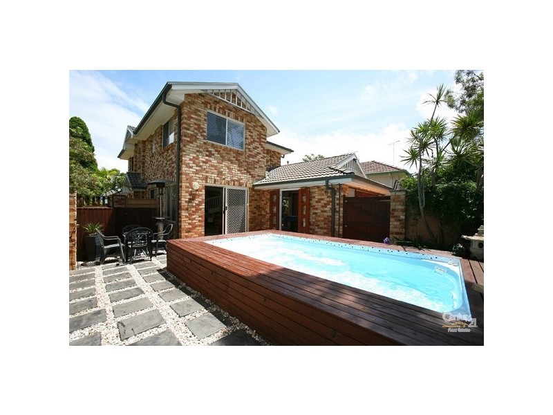 34 Burleigh Avenue, Caringbah NSW 2229