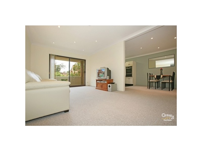 9/6 Curtis Street, Caringbah NSW 2229