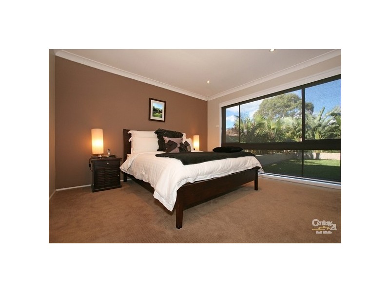 11 Chamberlain Avenue, Caringbah NSW 2229