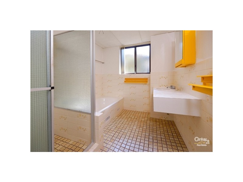 2/91-93 Flora Street, Sutherland NSW 2232