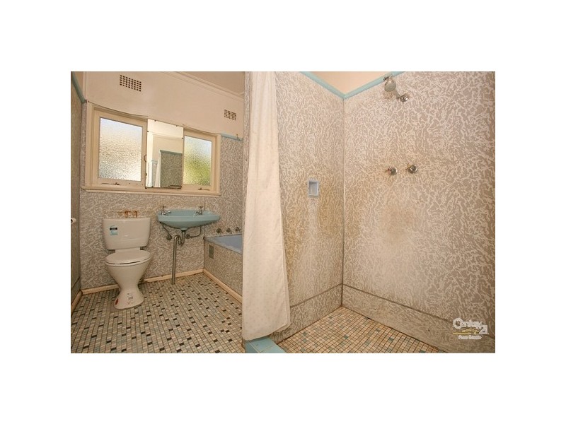 33 Kanoona Street, Caringbah South NSW 2229