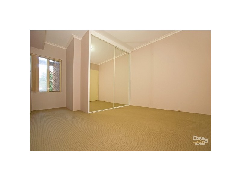 10/2-4 Adelong Street, Sutherland NSW 2232
