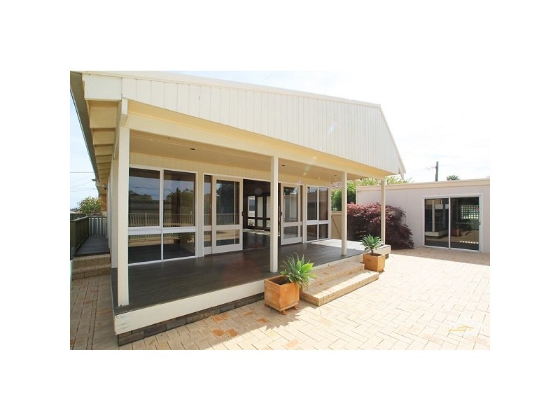 96 Crescent Road, Caringbah South NSW 2229