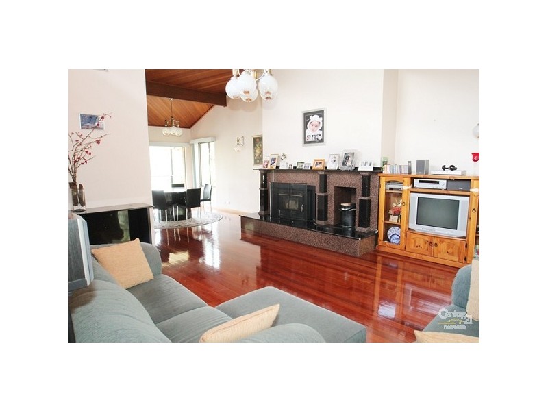 148 St George Crescent, Sandy Point NSW 2172