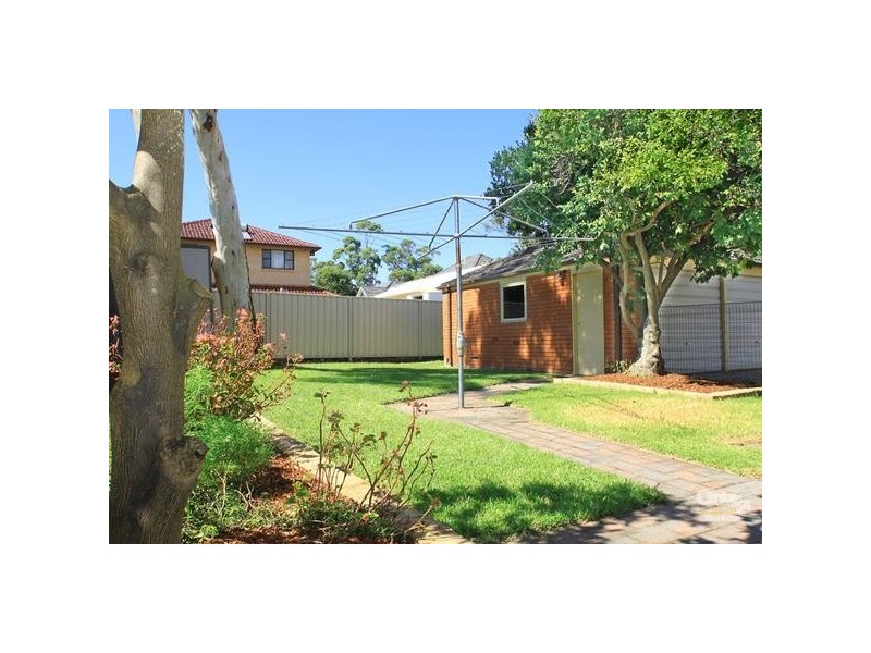 8 Elm Place, Woolooware NSW 2230