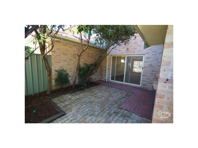 3/80 Flora Street, Kirrawee NSW 2232