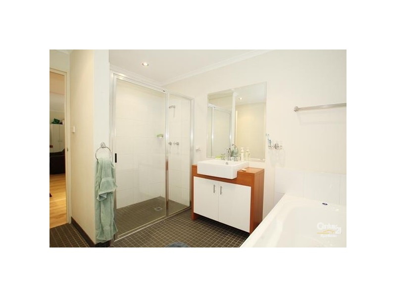 202/296-300 Kingsway, Caringbah NSW 2229