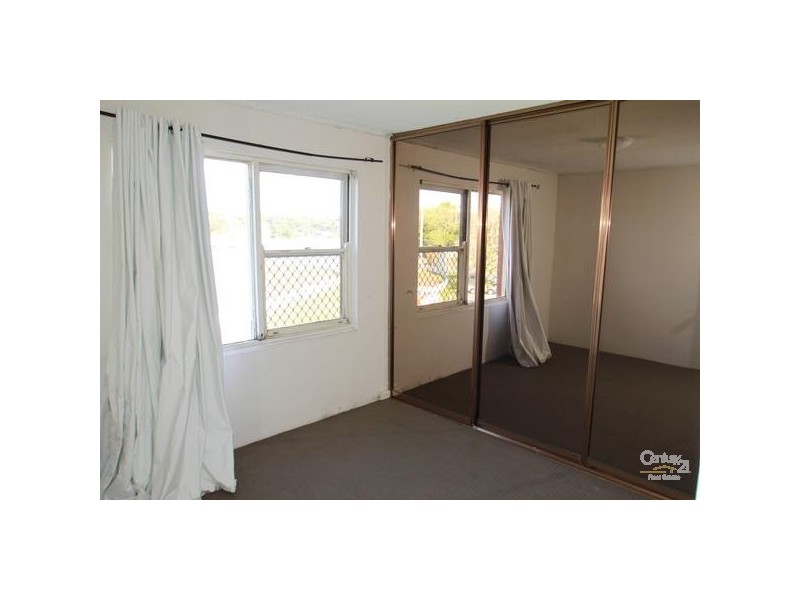 1/2 Deeban Walk, Cronulla NSW 2230