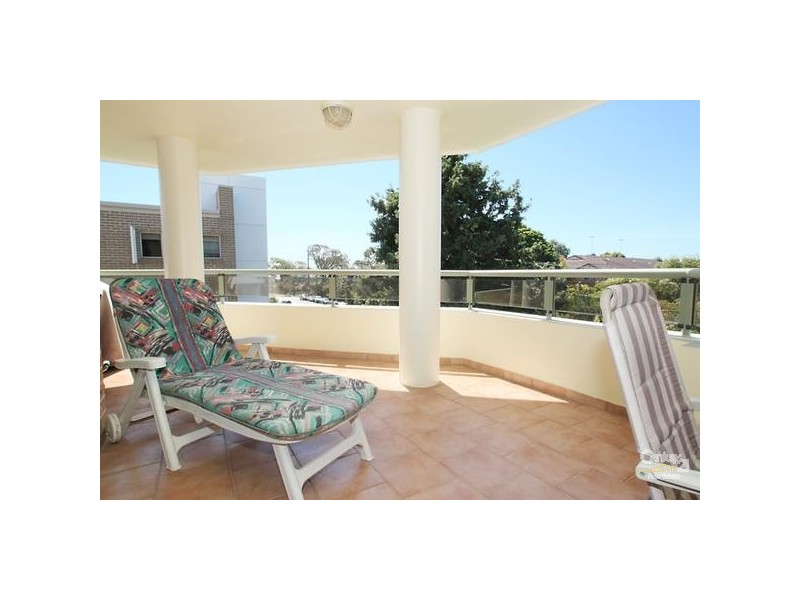 10/145 Willarong Road, Caringbah NSW 2229