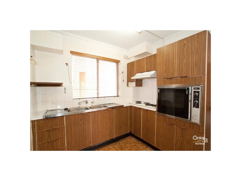 8/35 Banksia Road, Caringbah NSW 2229