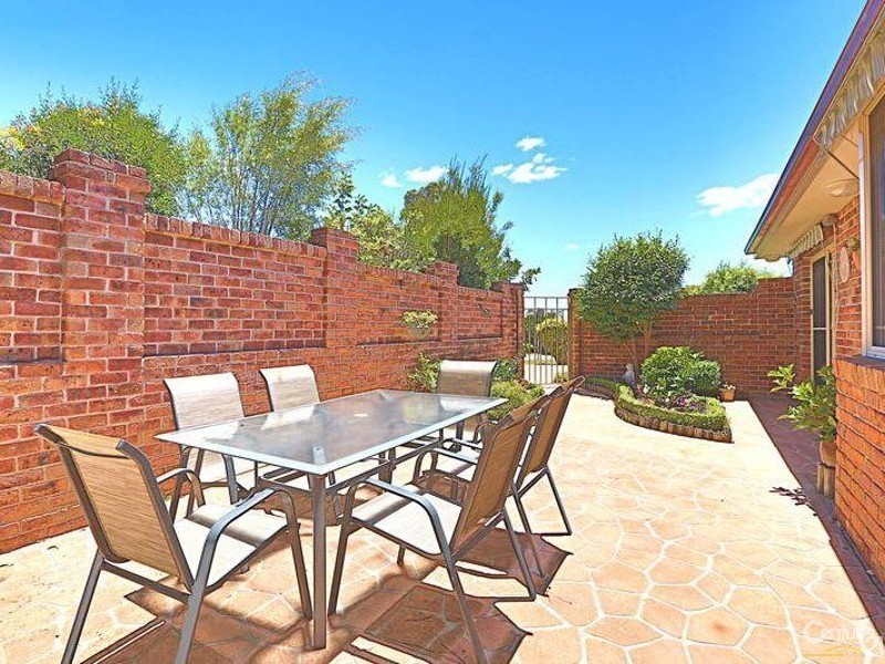 2/4-6 Condon Street, Caringbah NSW 2229