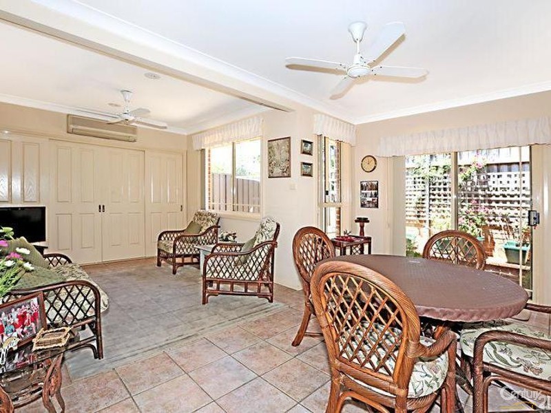 2/4-6 Condon Street, Caringbah NSW 2229