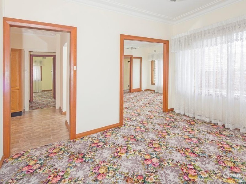 1 Frobisher Avenue, Caringbah NSW 2229