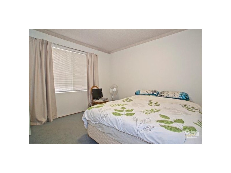 2/18 Banksia Road, Caringbah NSW 2229