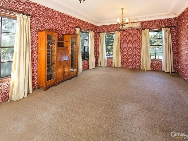 61 Gannons Road, Caringbah NSW 2229